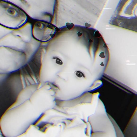 Meet your Posher, Chrissy - Picture 1 of 1